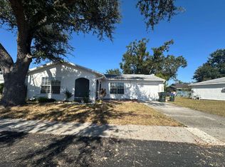 8100 Pickwick Rd, North Port, FL 34287