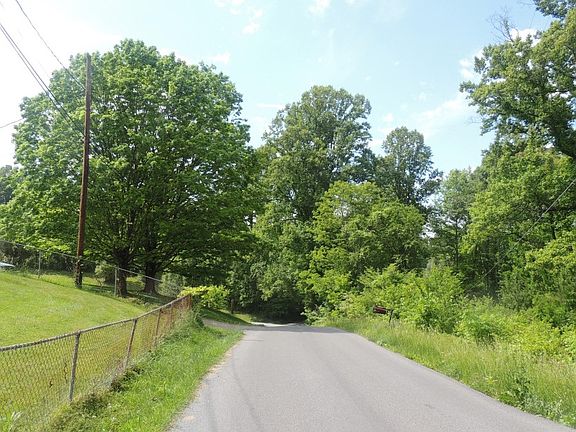 4th image of 606 Nunley Dr