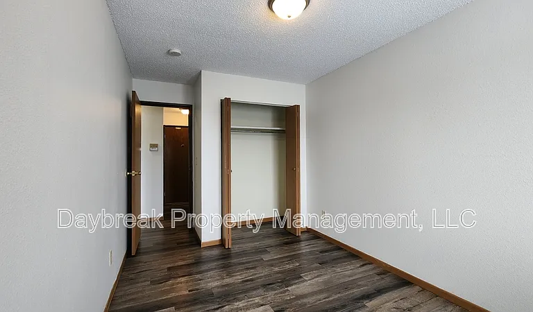2408 3rd Ave N #6 — Photo 7