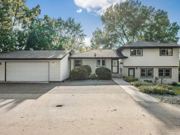 430 Park Pl, Saint Paul, MN 55115