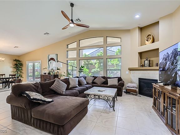 5th image of 11253 Sanbury Brook St