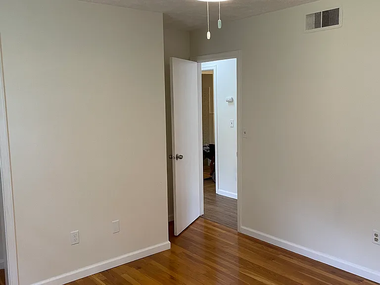 W Dilcrest Cir — Photo 41