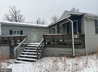 109 Barking Proud Ln, Berkeley Springs, WV 25411