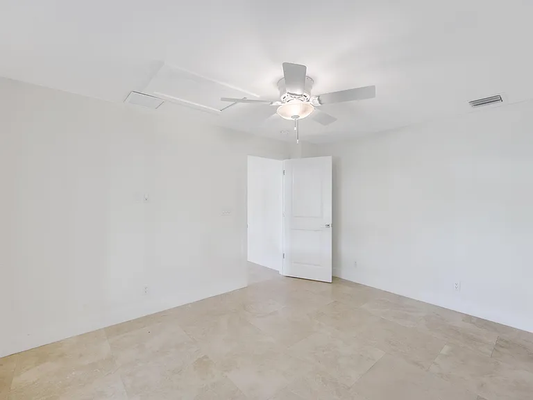 1386 S Atlantic Dr — Photo 49
