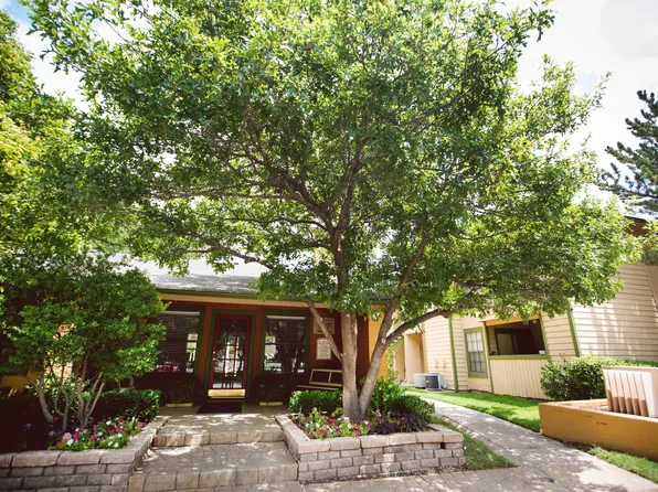 Red Oak Ranch, 5601 Bell St #424, Amarillo, TX 79109