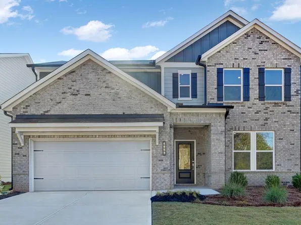 4050 Alderstone Dr, Flowery Branch, GA 30542