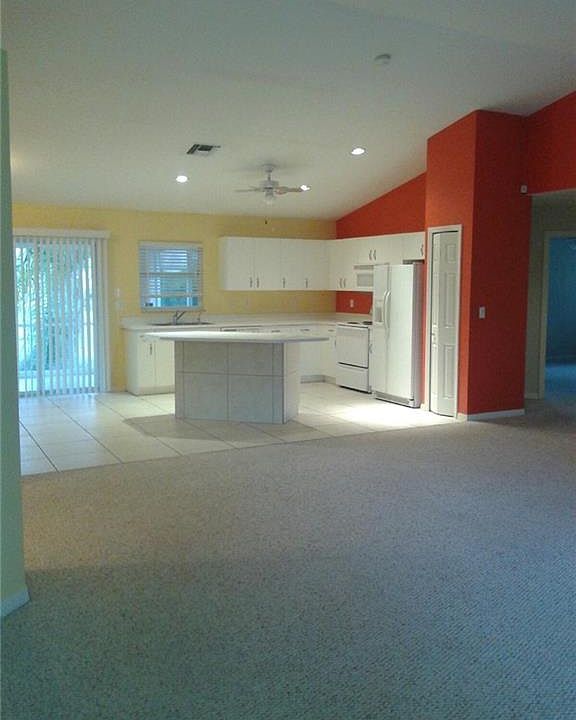2nd image of 126 Zenith Cir