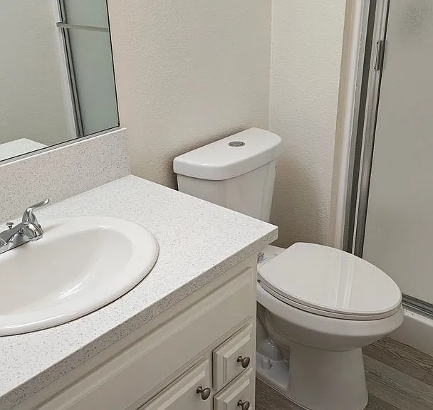 Villa Monaco Apartments — Photo 25