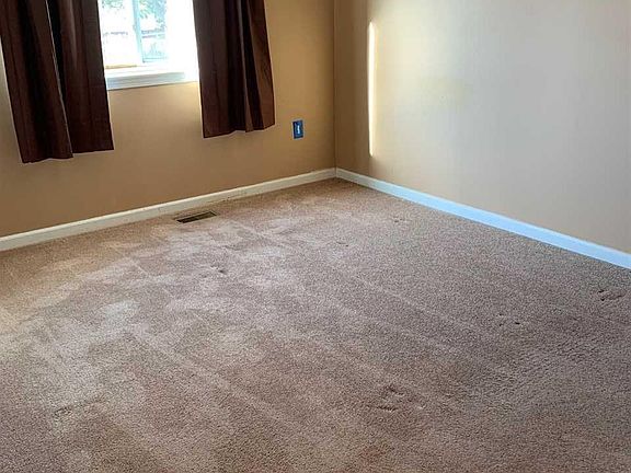 5th image of 25175 Leach St