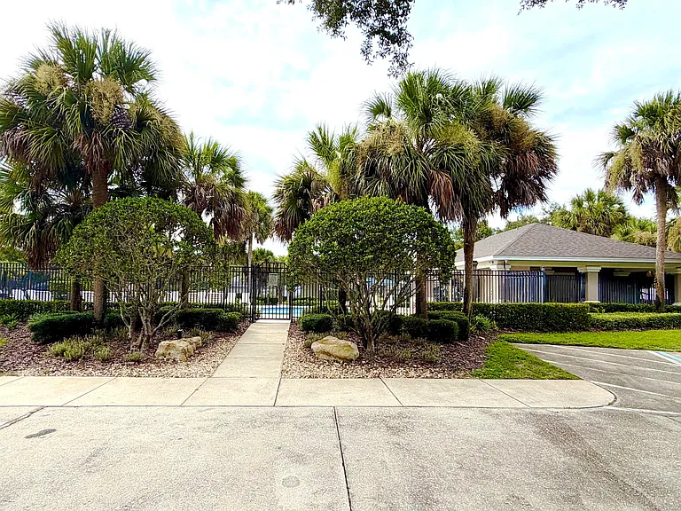 2021 Crossvine Ln — Photo 16