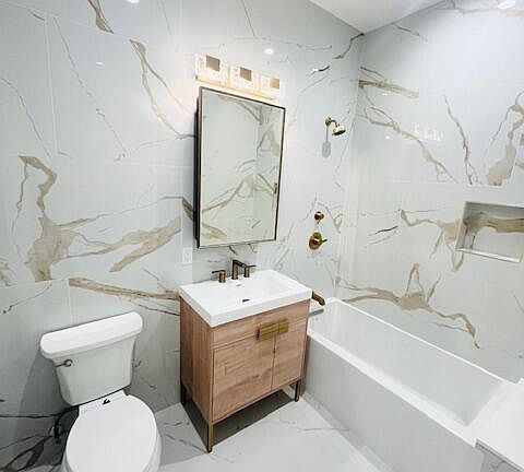 5th image of 291 18th St #1