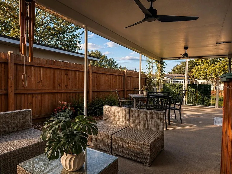 2440 Anastasia Dr — Photo 20