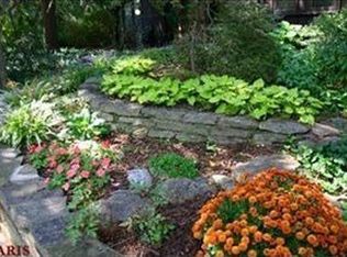 417 Rosedale Pl, Webster Groves, MO 63119