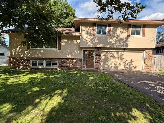 2nd image of 7356 Douglas Dr N