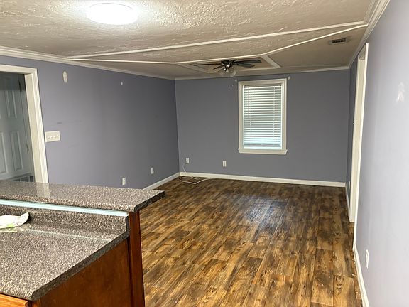 5th image of 5504 Glass Dr
