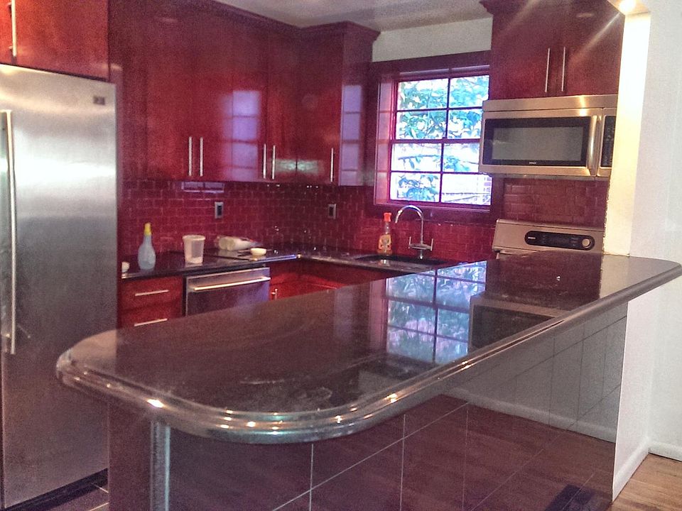 1st image of 13505 Coolidge Ave Floor 2