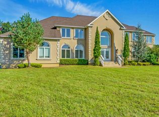 12 Stone Tavern Dr, Millstone Township, NJ 08510