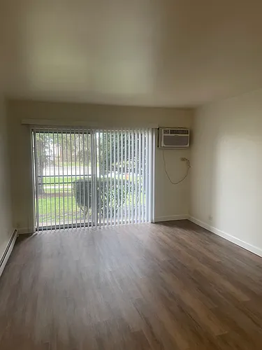 4629 Yackley Ave #4 Photo 1