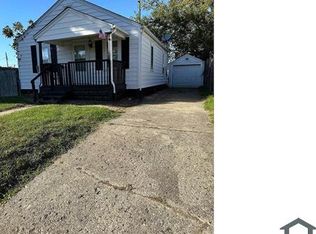 1204 W 16th St, Muncie, IN 47302