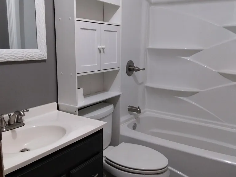 2nd bathroom