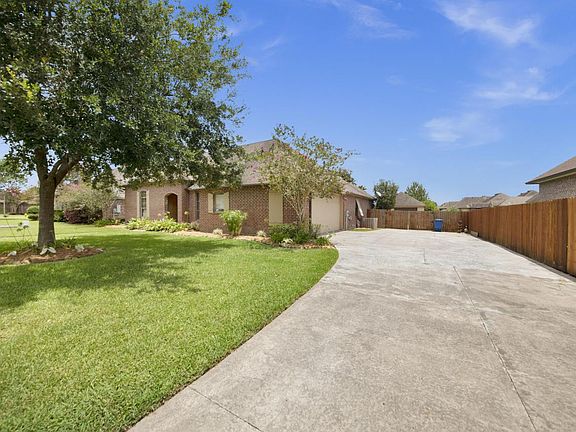 3rd image of 603 S Saint Blaise Ln