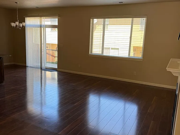 3008 NE 74th St — Photo 23