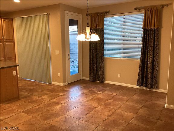 5th image of 11841 Menchaca Ln
