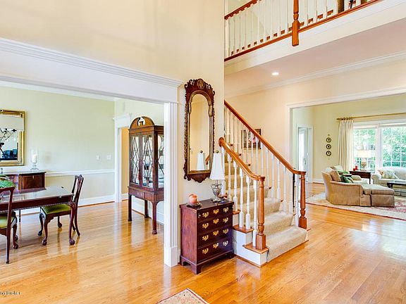 6801 Penfield Ct-4