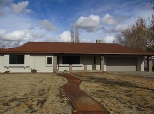 2000 Bonnie Cir, Farmington, NM 87401