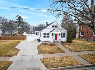 2215 15th St, Monroe, WI 53566