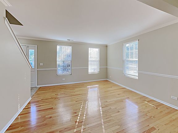 4th image of 525 Truman Dr