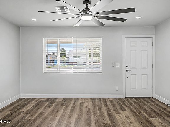 5th image of 1134 E LAS PALMARITAS Drive