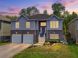 27 Ralph Dalton Blvd, Tay, ON L0K 2A0