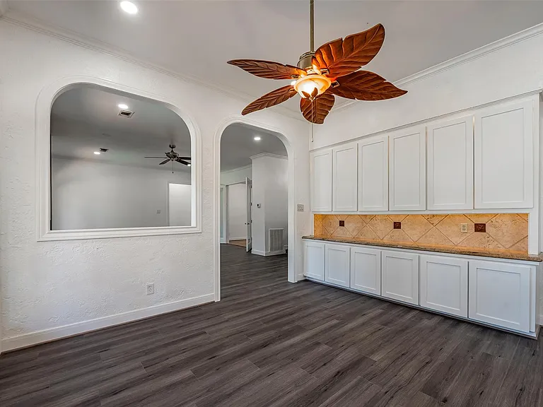 4610 Lea Ln — Photo 16