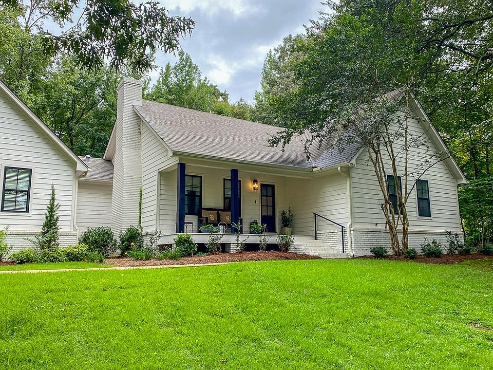 1st image of 3730 Lyles Dr