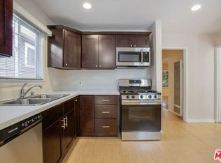 2604 S Garth Ave, Los Angeles, CA 90034