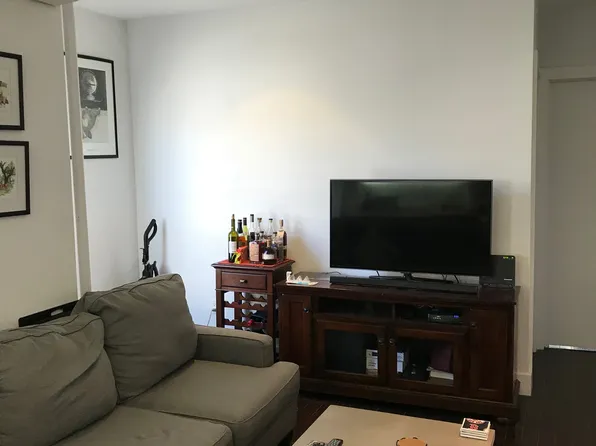 31 Bethune Street image 1 of 6