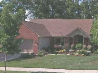 1398 Colony Dr, Saline, MI 48176