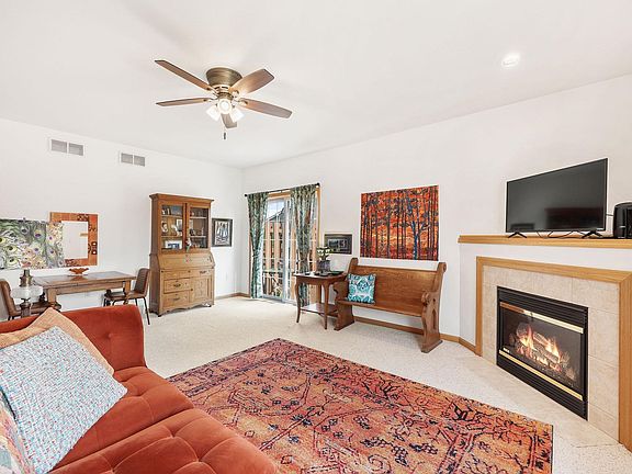5th image of 573 Kelvington Dr APT 1