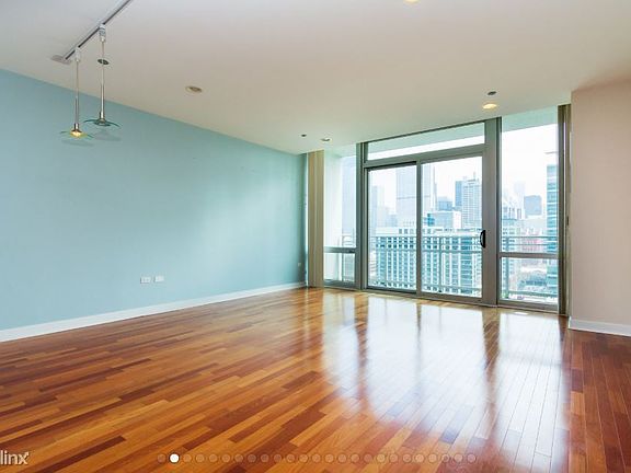 2nd image of 737 W Washington Blvd APT 1904