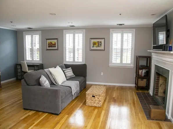 31 Main St APT C, Charlestown, MA 02129