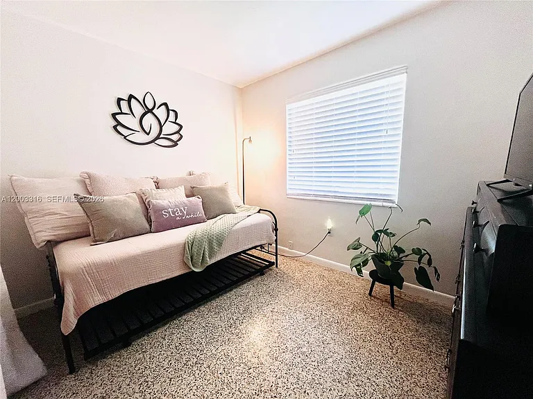 9840 SW 165th Ter — Photo 13