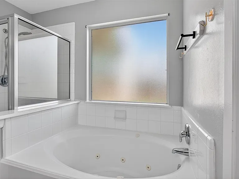 6706 Portlick Dr — Photo 8