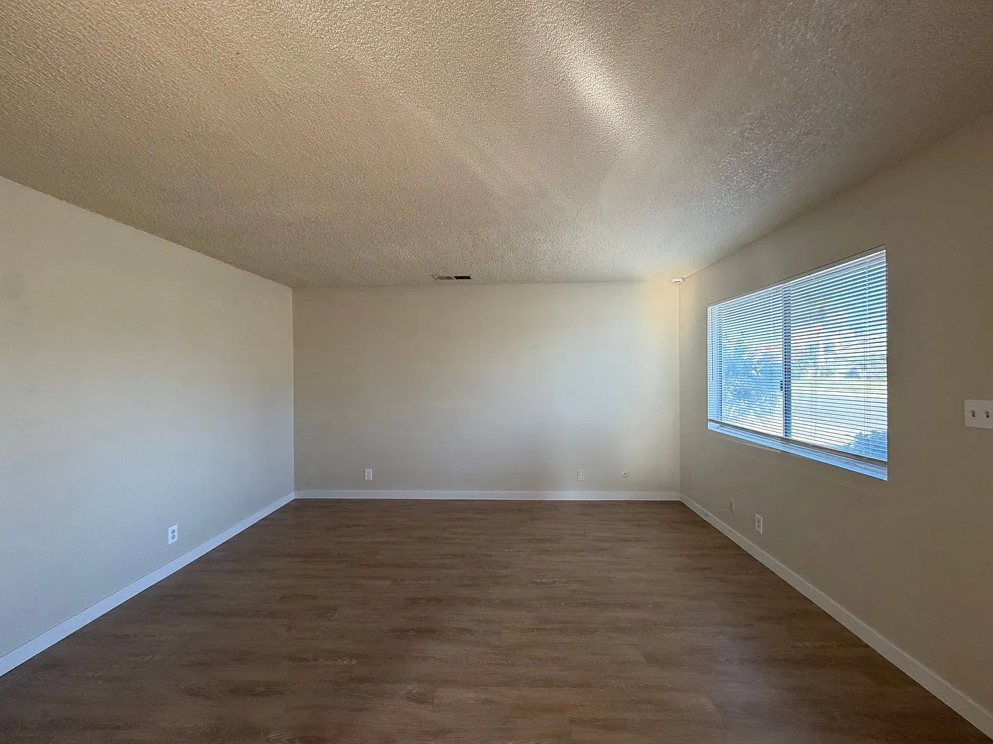 2501 Bea Court — Photo 4