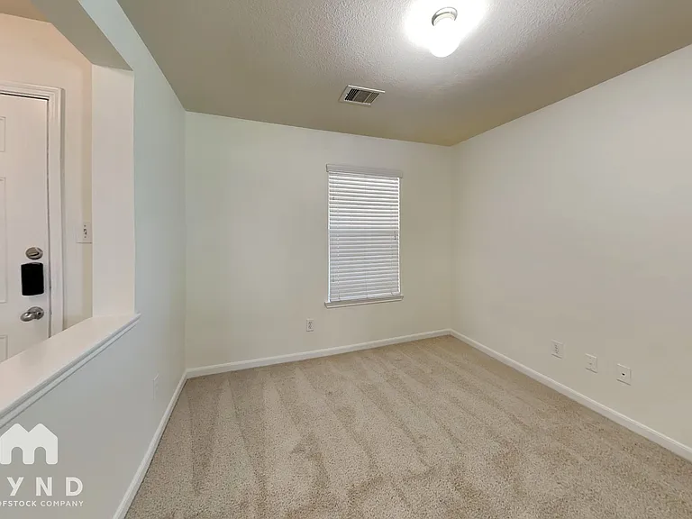 4103 Oakview Creek Ln — Photo 5
