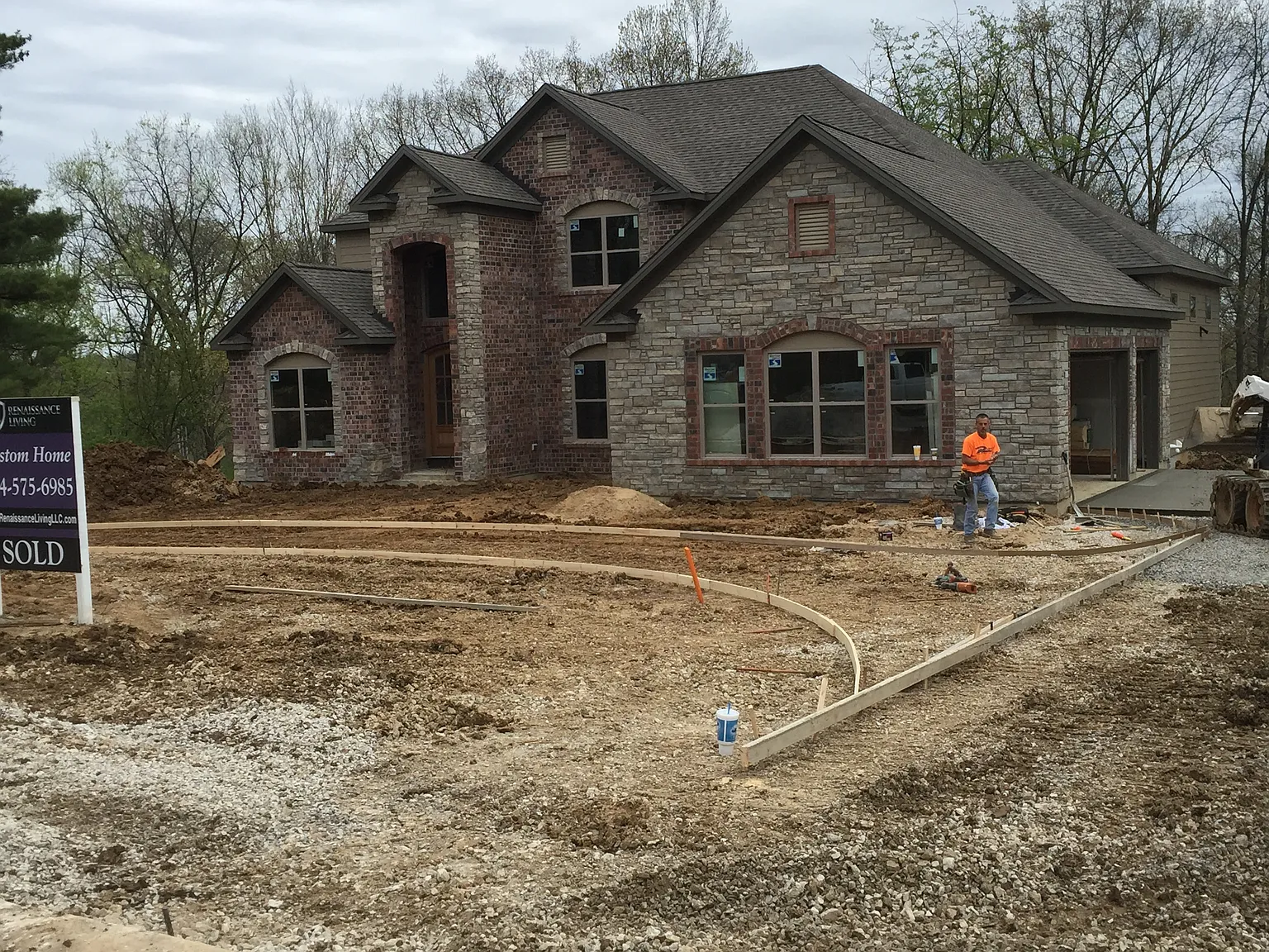 13688 Sturbridge Rd photo 1