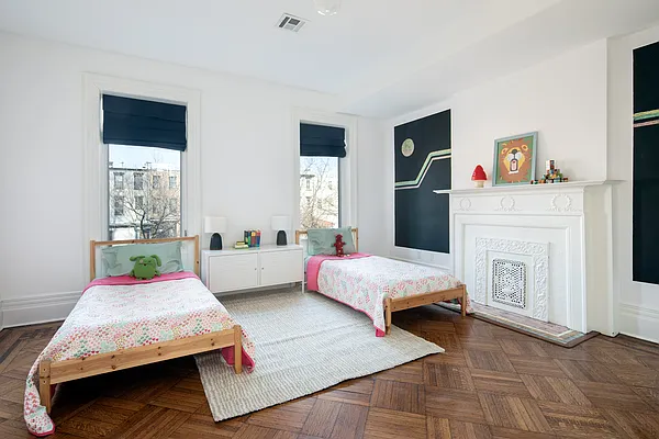 Sold by Douglas Elliman | media 35