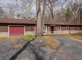 191 Hideaway Farms Rd, Edinburg, VA 22824