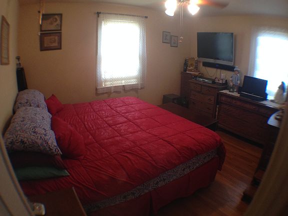 4th image of 4010 Sharon Ct