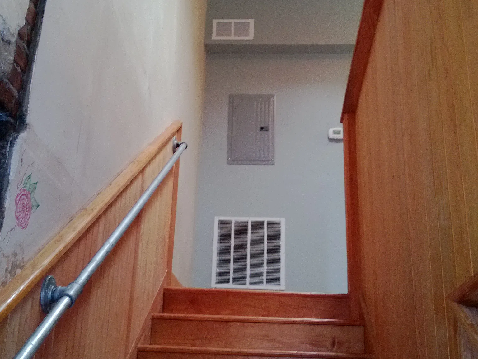 2 bed, 1200 sqft, $2,000 — Photo 3